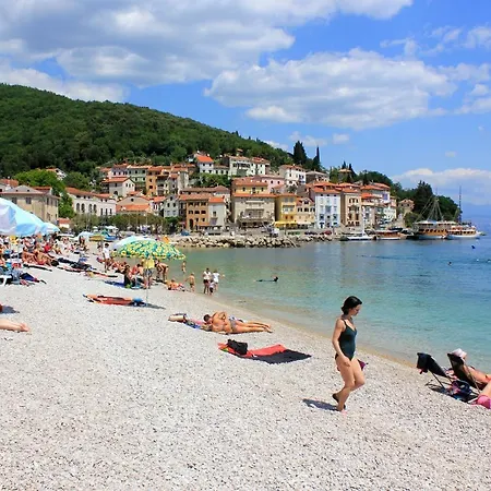 With A Parking Space Moscenicka Draga, Opatija - 18440 아파트 *